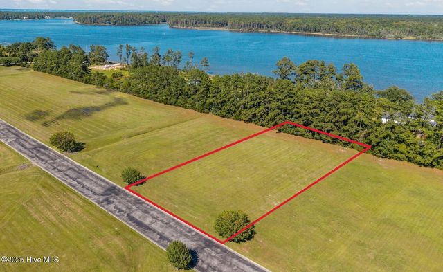 113 Waterway Drive, Havelock, NC 28532