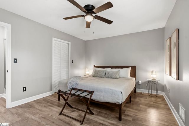 1041 E Perry Road, Greenville, SC 29609