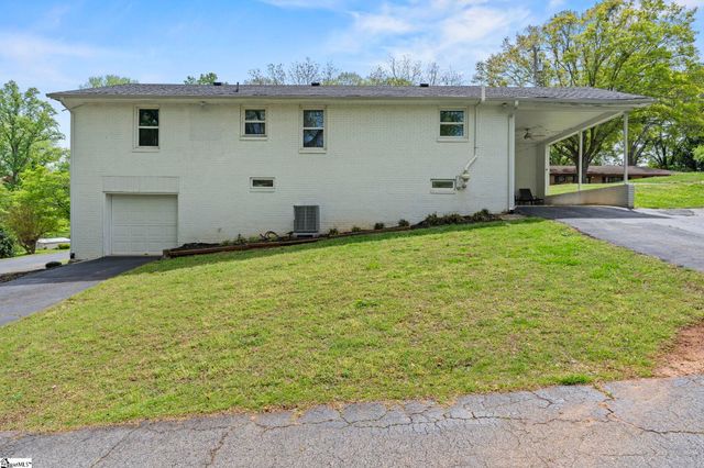 1041 E Perry Road, Greenville, SC 29609