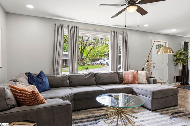 1041 E Perry Road, Greenville, SC 29609