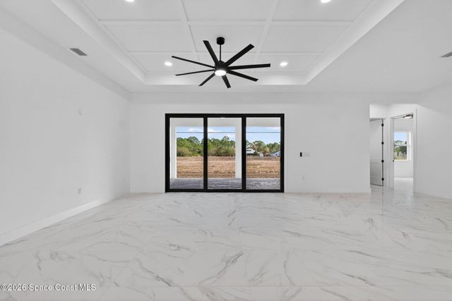 1482 Hayworth Circle NW, Palm Bay, FL 32907
