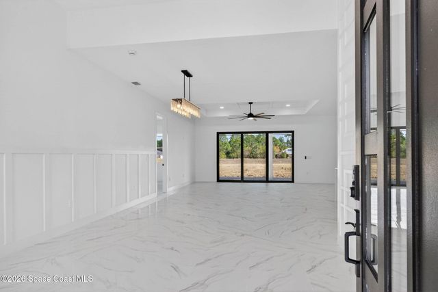 1482 Hayworth Circle NW, Palm Bay, FL 32907
