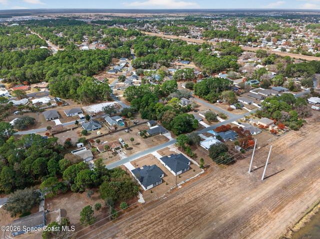 1482 Hayworth Circle NW, Palm Bay, FL 32907