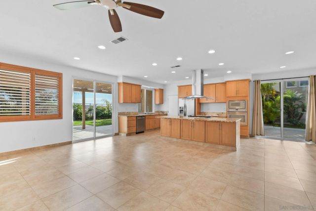 972 Merced River Rd, Chula Vista, CA 91913