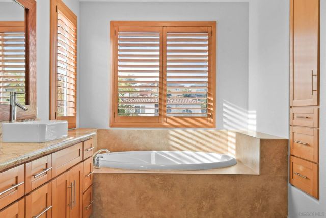 972 Merced River Rd, Chula Vista, CA 91913