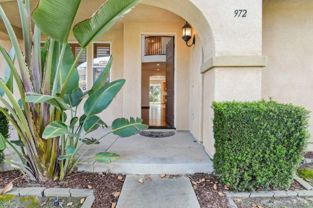 972 Merced River Rd, Chula Vista, CA 91913