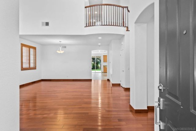 972 Merced River Rd, Chula Vista, CA 91913