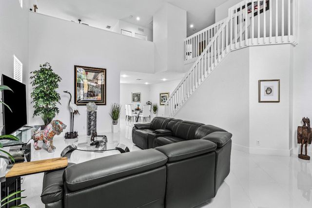 853 Gazetta Way, West Palm Beach, FL 33413