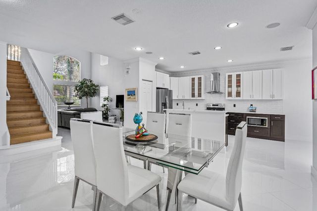 853 Gazetta Way, West Palm Beach, FL 33413