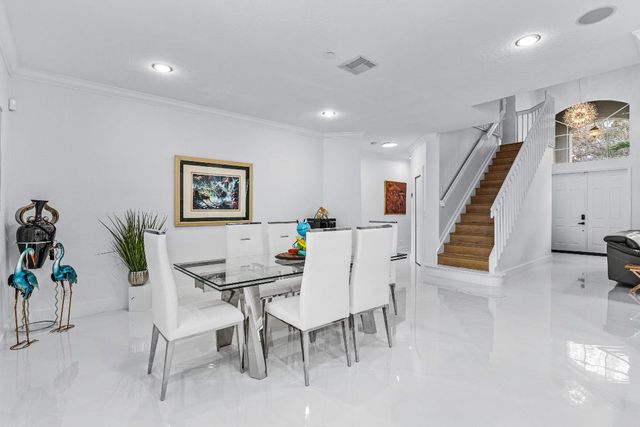 853 Gazetta Way, West Palm Beach, FL 33413