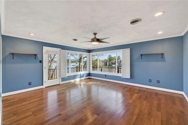 1072 Downshire CHSE, Virginia Beach, VA 23452