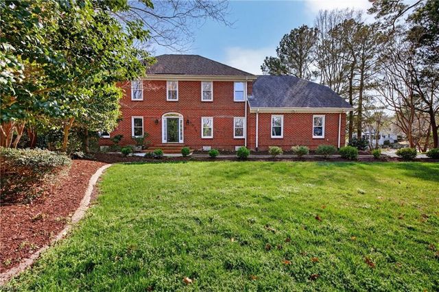 1072 Downshire CHSE, Virginia Beach, VA 23452