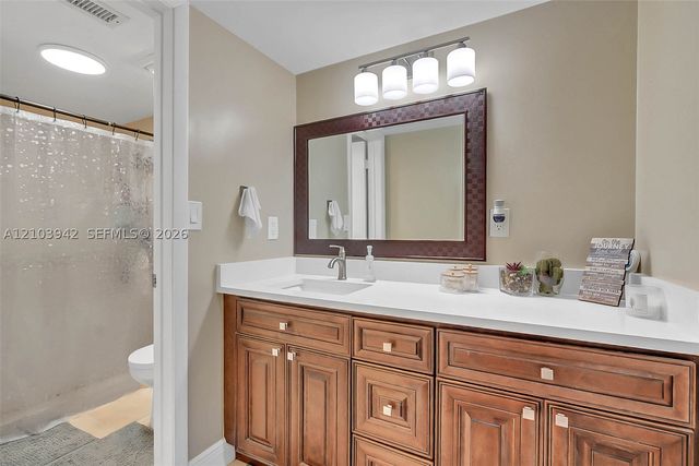 4955 E Sabal Palm Blvd 111, Tamarac, FL 33319