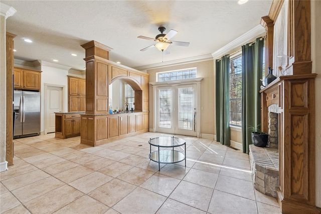 4025 Sam Gordon, Norman, OK 73072