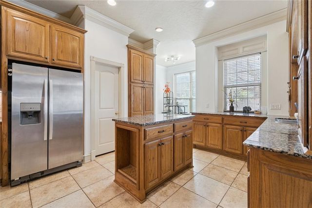 4025 Sam Gordon, Norman, OK 73072