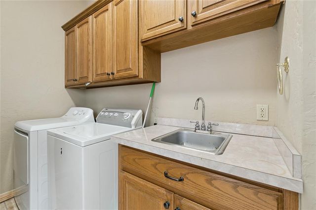 4025 Sam Gordon, Norman, OK 73072