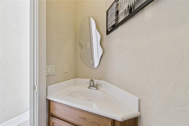 4025 Sam Gordon, Norman, OK 73072