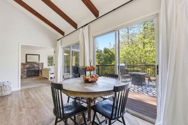 18988 Applejack Dr, Grass Valley, CA 95949
