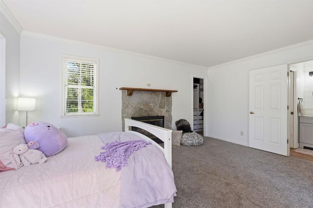 18988 Applejack Dr, Grass Valley, CA 95949