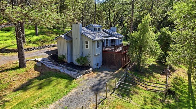 18988 Applejack Dr, Grass Valley, CA 95949