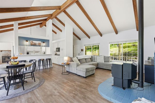 18988 Applejack Dr, Grass Valley, CA 95949
