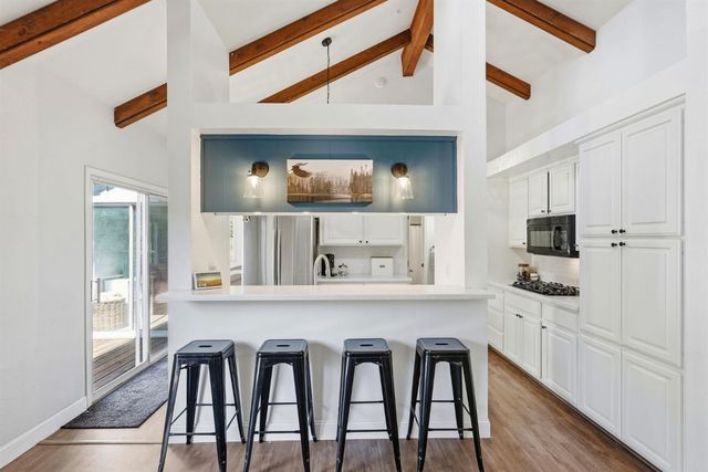 18988 Applejack Dr, Grass Valley, CA 95949