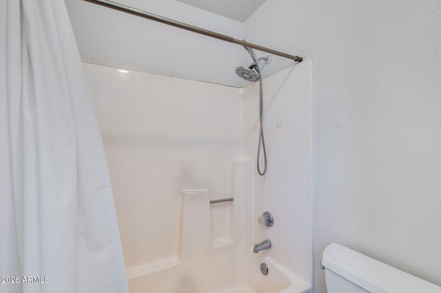 8611 N 67TH Drive, Peoria, AZ 85345