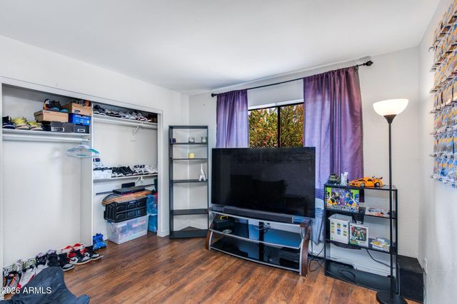 8611 N 67TH Drive, Peoria, AZ 85345