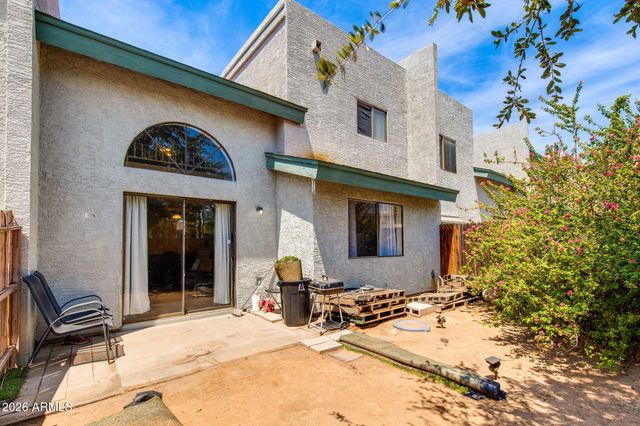 8611 N 67TH Drive, Peoria, AZ 85345