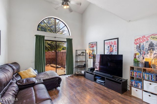 8611 N 67TH Drive, Peoria, AZ 85345