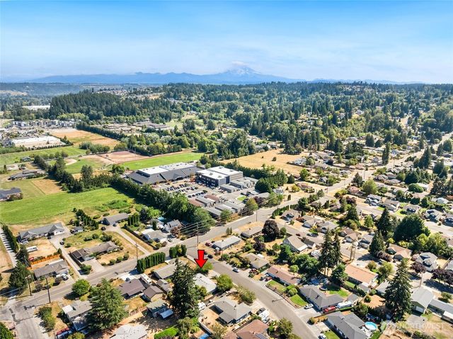 2011 8th Avenue SE, Puyallup, WA 98372