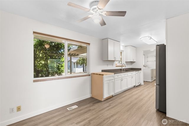 2011 8th Avenue SE, Puyallup, WA 98372