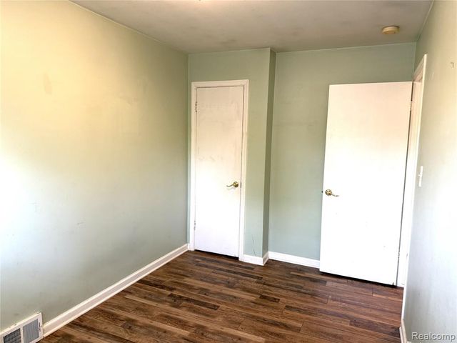 1839 Ackley Avenue, Westland, MI 48186