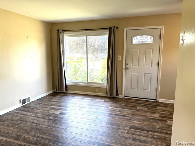 1839 Ackley Avenue, Westland, MI 48186