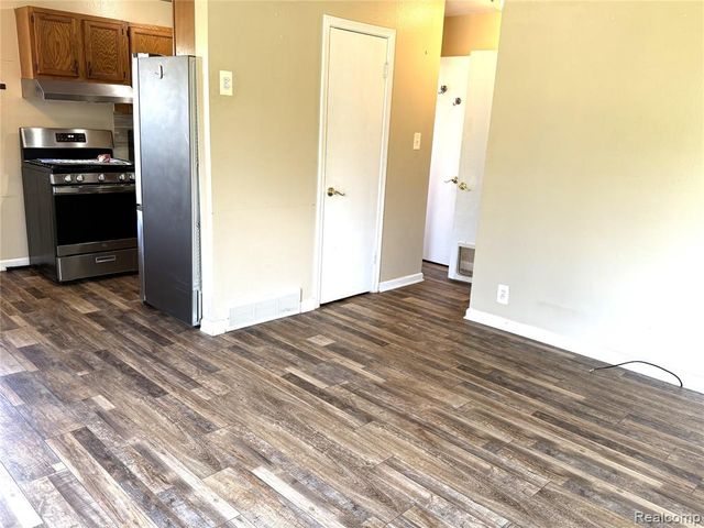 1839 Ackley Avenue, Westland, MI 48186