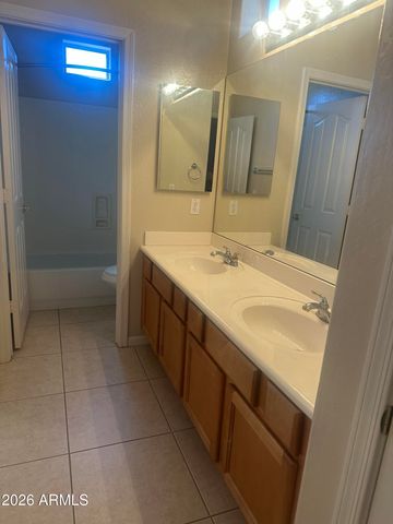 7220 W COTTONTAIL Lane, Peoria, AZ 85383