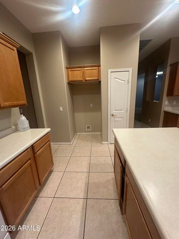 7220 W COTTONTAIL Lane, Peoria, AZ 85383