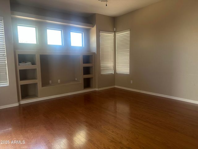 7220 W COTTONTAIL Lane, Peoria, AZ 85383