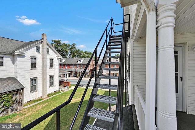 125 E WASHINGTON ST, Elizabethtown, PA 17022