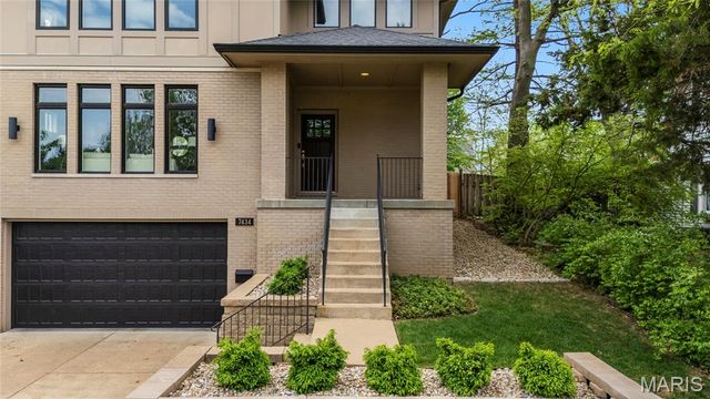 7434 Hoover Avenue, Richmond Heights, MO 63117