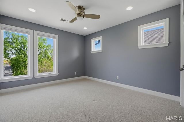 7434 Hoover Avenue, Richmond Heights, MO 63117