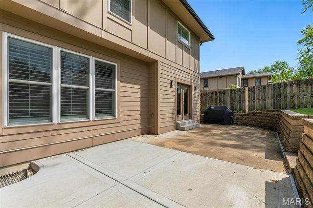 7434 Hoover Avenue, Richmond Heights, MO 63117