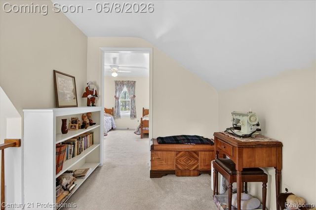 15985 Oak Drive, Livonia, MI 48154