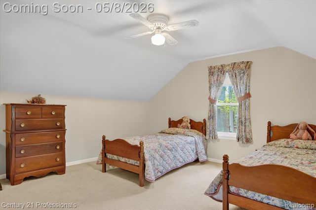 15985 Oak Drive, Livonia, MI 48154