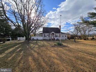 930 S LITTLE CREEK RD, Dover, DE 19901