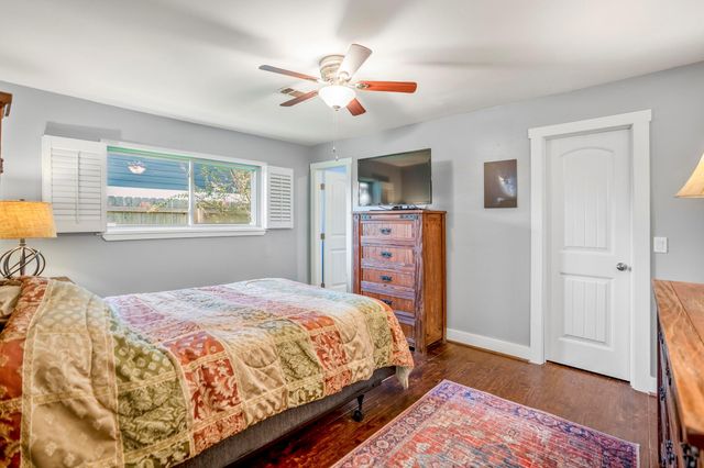 810 Aster Street, Katy, TX 77493