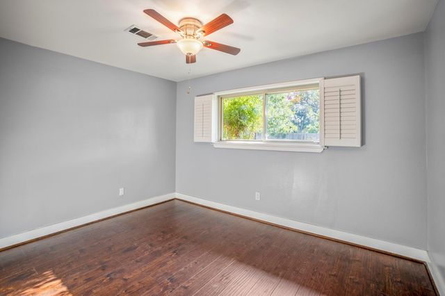 810 Aster Street, Katy, TX 77493