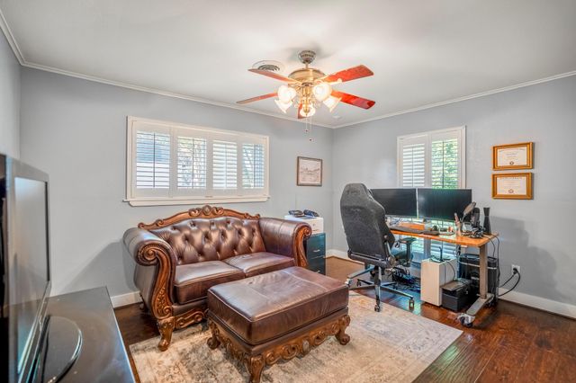 810 Aster Street, Katy, TX 77493