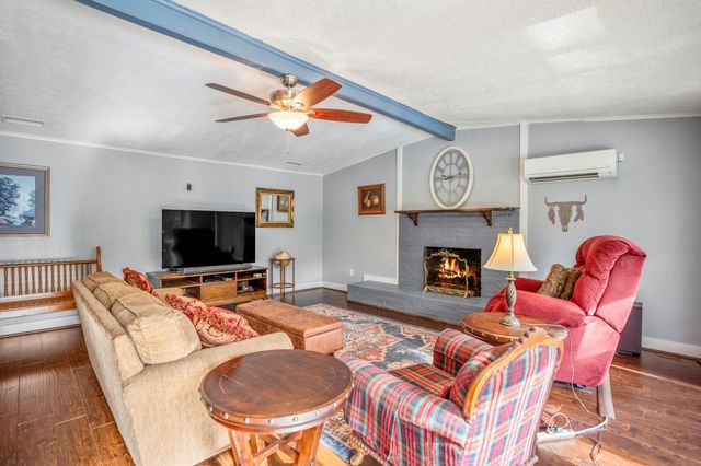 810 Aster Street, Katy, TX 77493