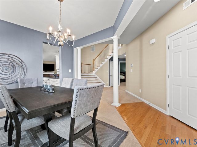 5676 Hogan Bridge Dr, New Kent, VA 23140